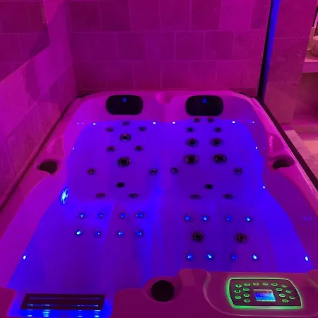 Le Jacuzzi * روان